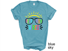 Load image into Gallery viewer, Field Day Vibes tshirt, School Field Day tshirt, Teacher's Field Day tshirt, School Games tshirt, Kid's Field Day tshirt