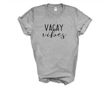 Load image into Gallery viewer, Vacay Vibes tshirt. Matching vacation tshirts. Family matching tshirts.